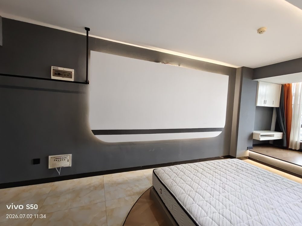 Penli Plaza rental apartment — feature wall detail