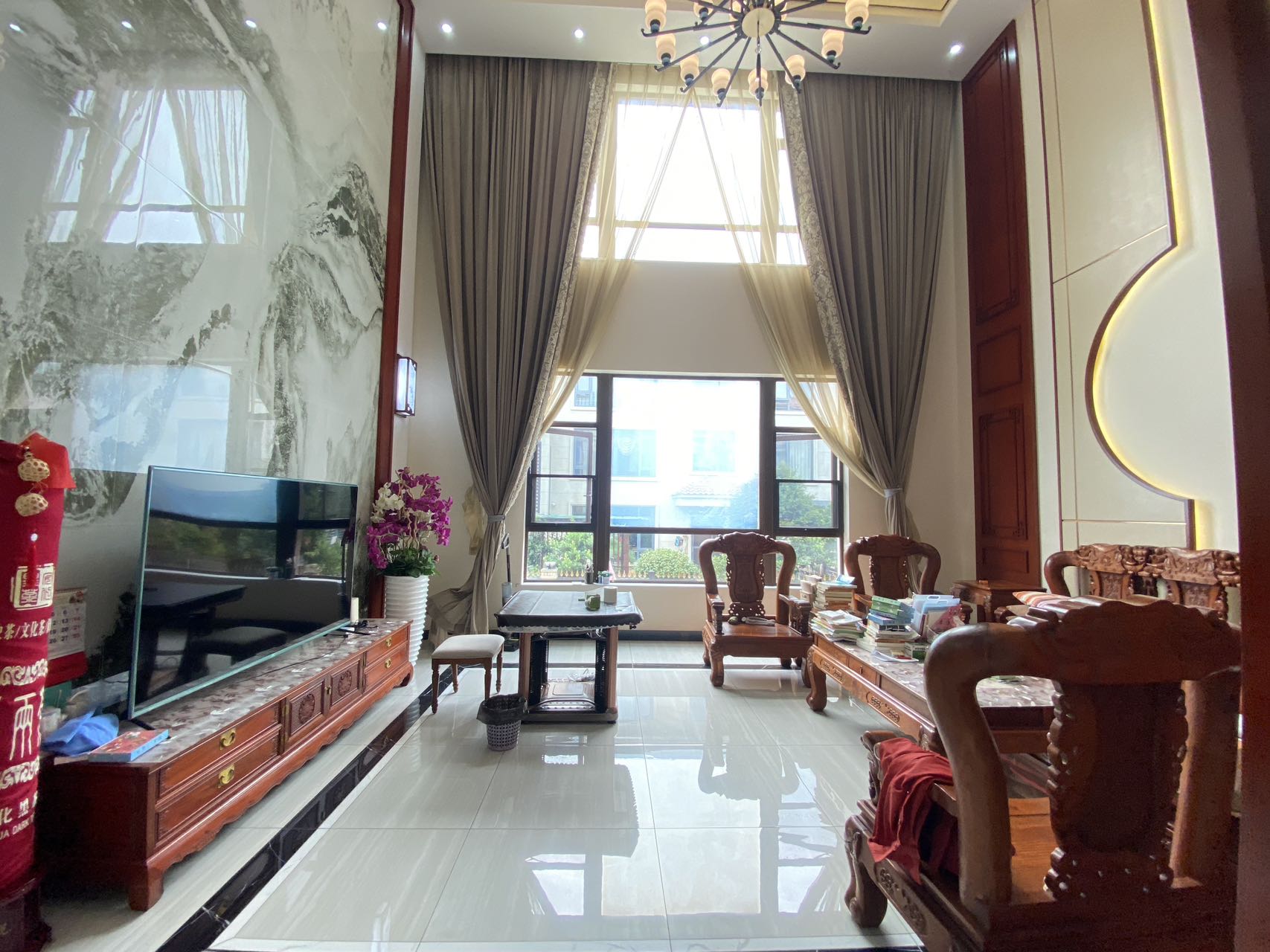 Xinshijie Zishan Lake luxury villa 7m double-height living room Yiyang